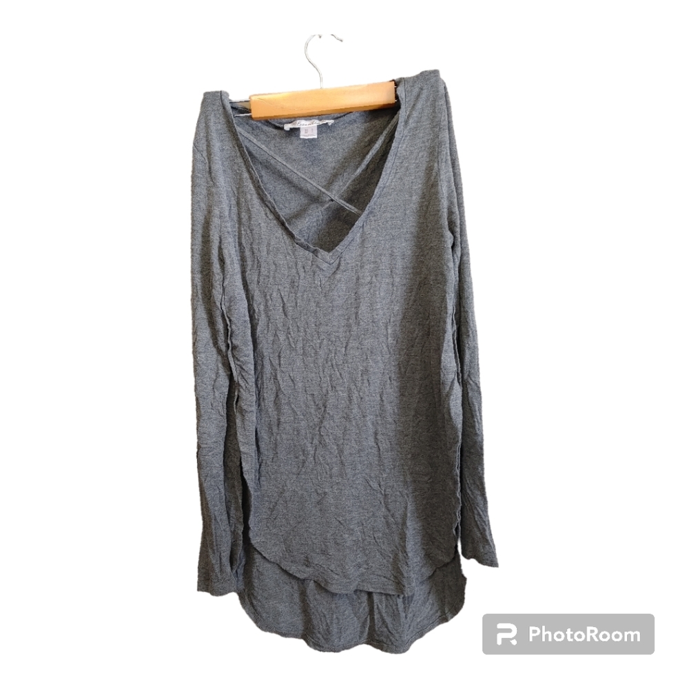SWS ESSENTIALS Grey V-Neck Blouse Size Small